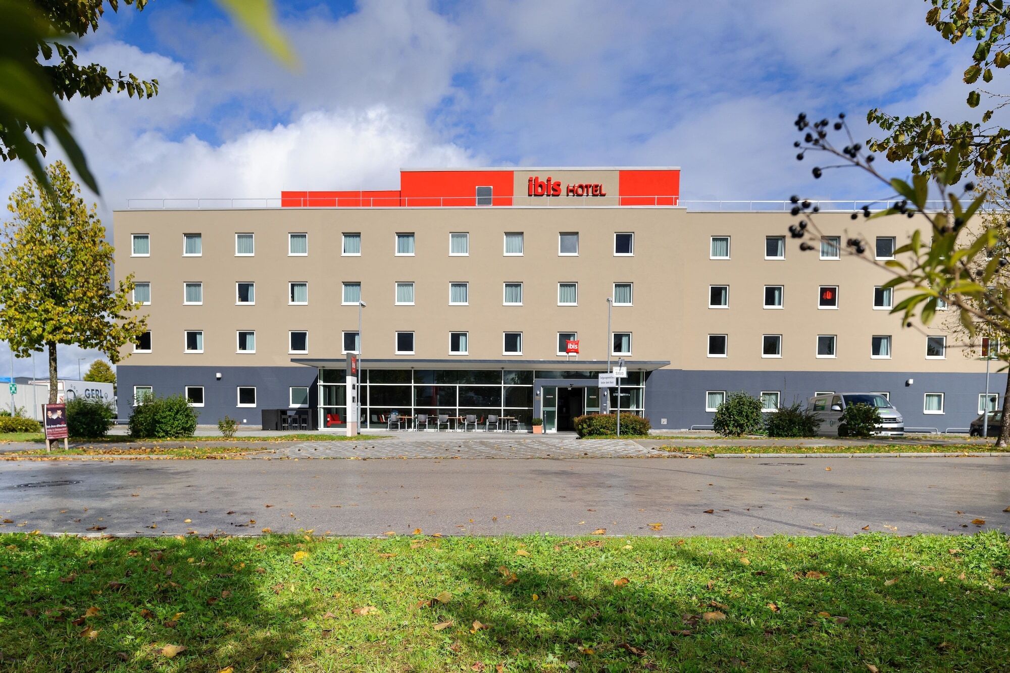 Ibis Hotel Munchen Messe Feldkirchen  Exterior photo